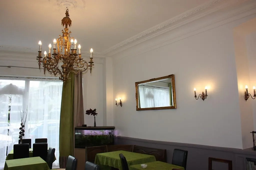 Hotel Savoy Aix-les-Bains