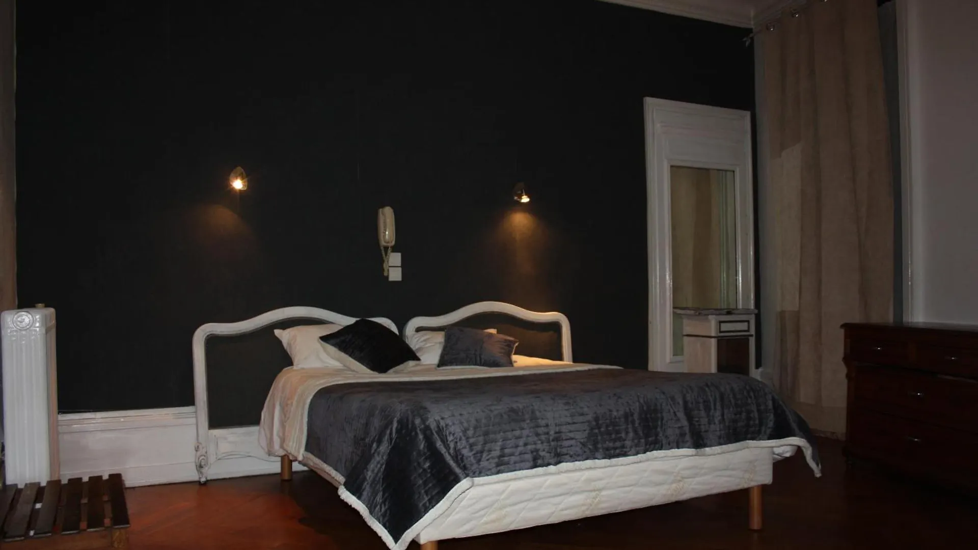 Hotel Savoy Aix-les-Bains France