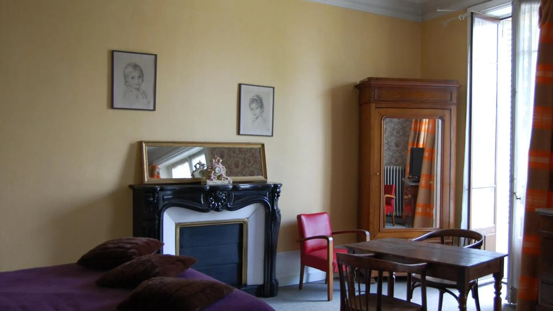 Hotel Savoy Aix-les-Bains