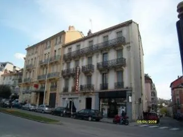 Hotel Savoy Aix-les-Bains 2*,