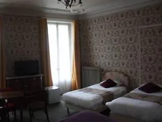 Hotel Savoy Aix-les-Bains 2*,  France